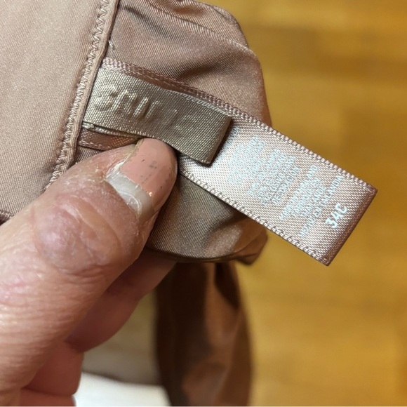 Skims Neutral Mesh Underwire Convertible Straps Demi Bra 34C - Picture 4 of 4